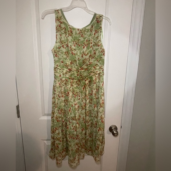 👗VTG Cottagecore Y2K Chiffon Fit & Flare Dress Green Floral Print Siz 8 Petite - Picture 6 of 8